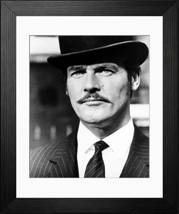 Framed Print : THE MAN WHO HAUNTED HIMSELF, Roger Moore, 1970