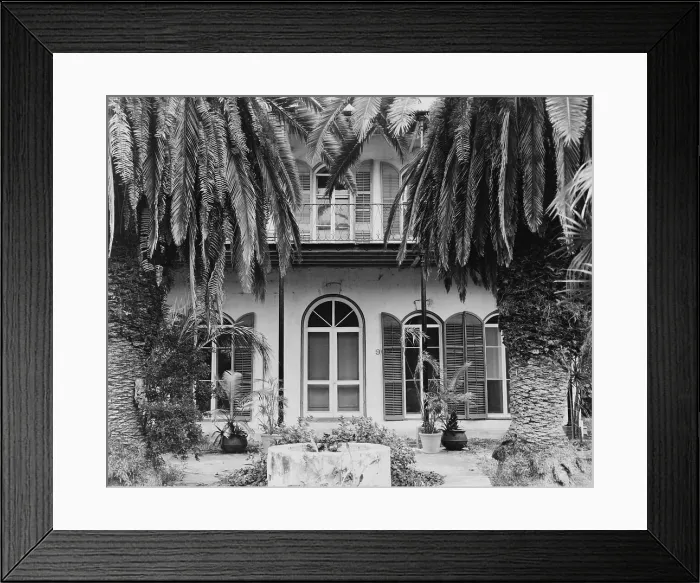 Framed Print : Ernest Hemingway's home in Key West, Florida, where he lived and wrote in the 1930s. It is now The Ernest Hemingway Home and Museum. (BSLOC_2015_14_183)