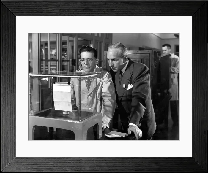 Framed Print : THE HOUSE ON 92ND STREET, Lloyd Nolan (r), 1945. TM and Copyright 20th Century Fox Film Corp. All rights reserved. Courtesy: Everett Collection Framed Print : THE HOUSE ON 92ND STREET, Lloyd Nolan (r), 1945. TM and Copyright 20th Century Fox Film Corp. All rights reserved. Courtesy: Everett Collection