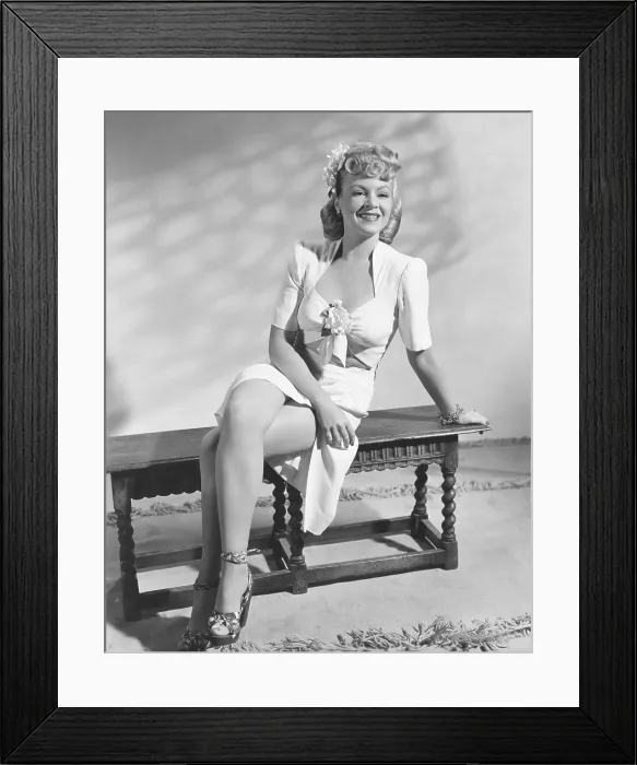Framed Print : MURDER, MY SWEET, Claire Trevor, 1944