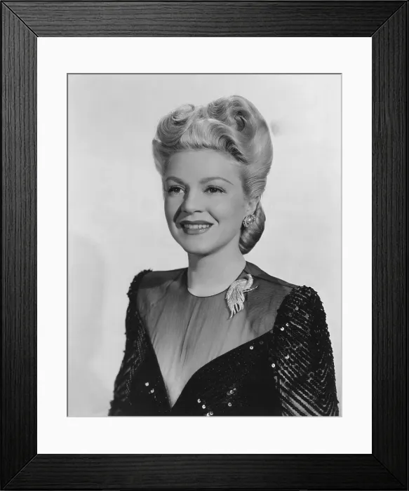 Framed Print : MURDER, MY SWEET, Claire Trevor, 1944