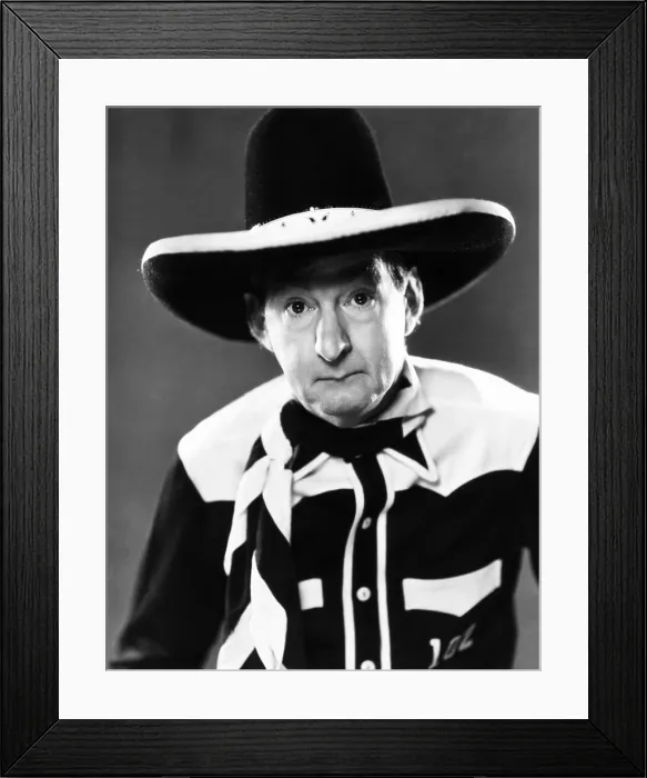 Framed Print : HORSEPLAY, Slim Summerville, 1933 Framed Print : HORSEPLAY, Slim Summerville, 1933