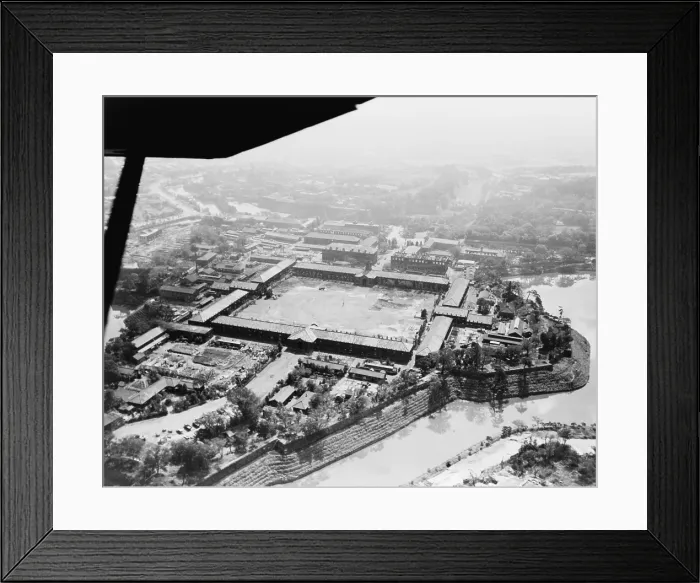 Framed Print : Aerial view of the Imperial Palace grounds in Tokyo, Japan, in 1945. World War 2. (BSLOC_2014_10_119)