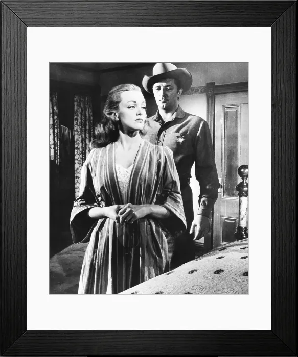 Framed Print : MAN WITH A GUN, Jan Sterling (front), Robert Mitchum, 1955
