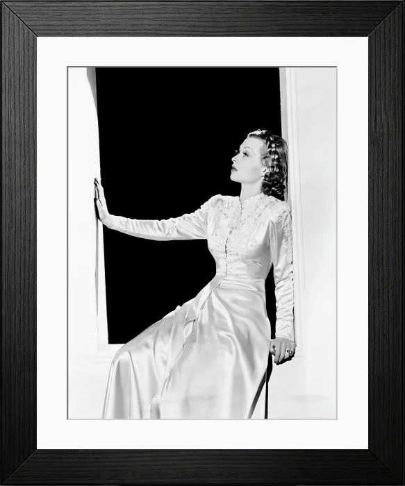 Framed Print : THE MAN WITH 100 FACES, (aka CRACKERJACK), Lilli Palmer, 1938