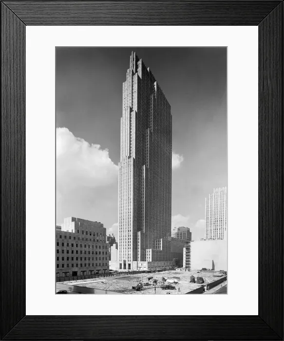 Framed Print : The new RCA Building in Rockefeller Center on Sept. 1, 1933. The adjacent lots await construction Framed Print : The new RCA Building in Rockefeller Center on Sept. 1, 1933. The adjacent lots await construction