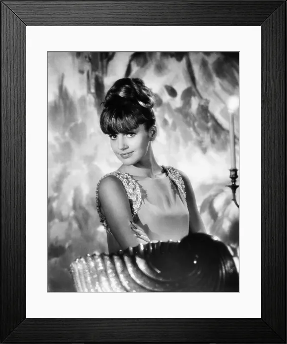 Framed Print : HOTEL, Catherine Spaak, 1967