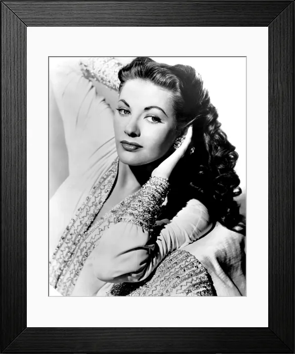 Framed Print : HOTEL SAHARA, Yvonne De Carlo, 1951