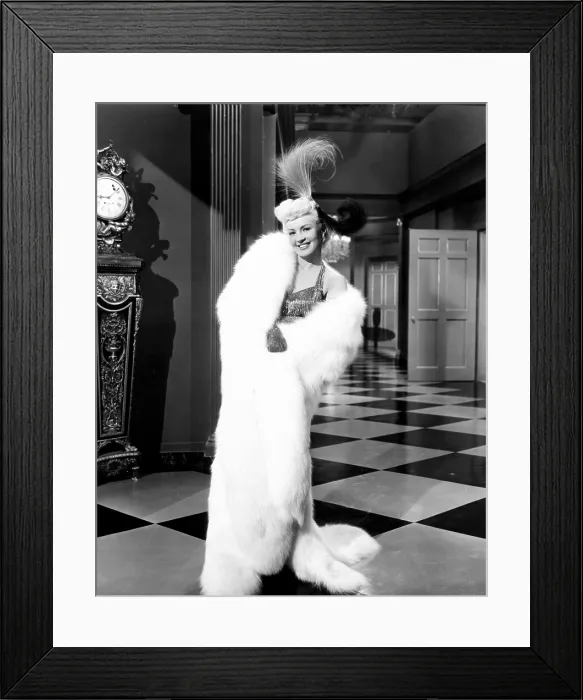Framed Print : MY BLUE HEAVEN, Betty Grable, 1950, 20th Century Fox, TM & Copyright / Courtesy: Everett Collection