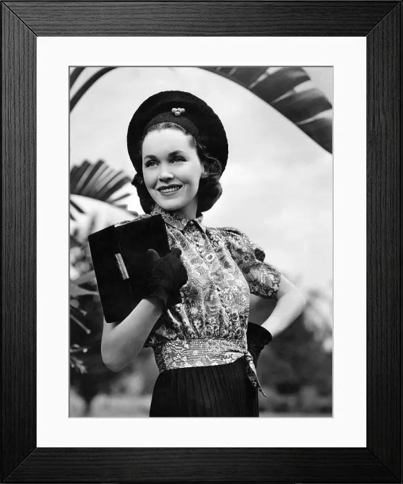 Framed Print : HOLD THAT KISS, Maureen O'Sullivan, 1938