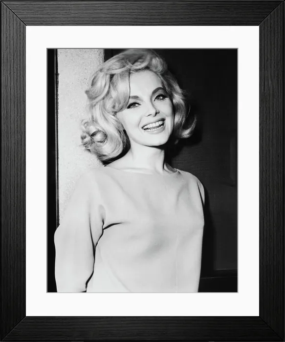 Framed Print : HOW TO MURDER YOUR WIFE, Virna Lisi, 1965