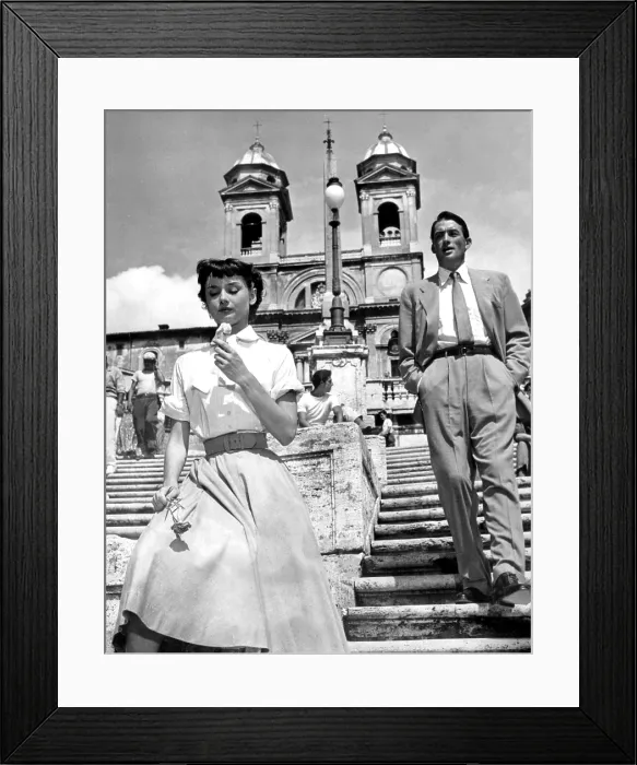 Framed Print : ROMAN HOLIDAY, Audrey Hepburn, Gregory Peck, 1953 Framed Print : ROMAN HOLIDAY, Audrey Hepburn, Gregory Peck, 1953