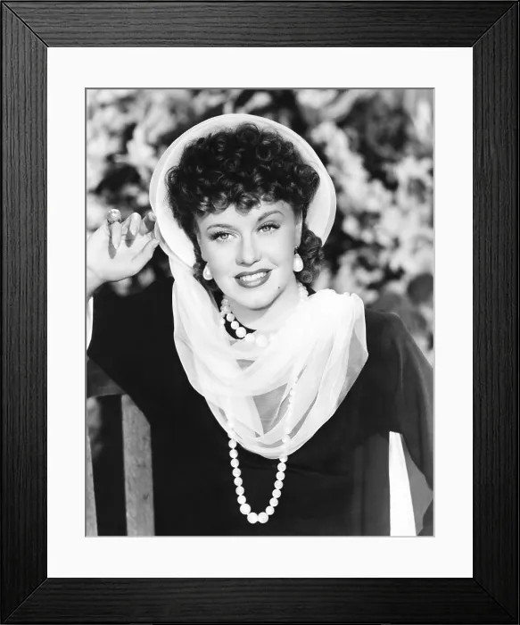 Framed Print : ROXIE HART, Ginger Rogers, 1942, TM & Copyright 20th Century Fox Film Corp. / courtesy Everett Collection Framed Print : ROXIE HART, Ginger Rogers, 1942, TM & Copyright 20th Century Fox Film Corp. / courtesy Everett Collection