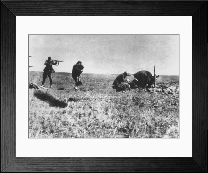 Framed Print : German Einsatzgruppen executing Jews of Kiev near Ivangorod, Ukraine. Photo was intercepted by a postal worker who was a member of the Polish resistance during World War 2 Framed Print : German Einsatzgruppen executing Jews of Kiev near Ivangorod, Ukraine. Photo was intercepted by a postal worker who was a member of the Polish resistance during World War 2