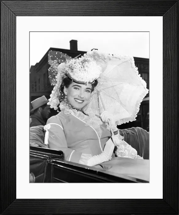 Framed Print : HORIZONS WEST, Julie Adams, 1952 Framed Print : HORIZONS WEST, Julie Adams, 1952
