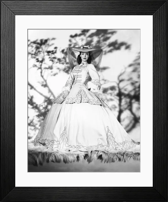 Framed Print : THE MEN IN HER LIFE, Loretta Young, 1941