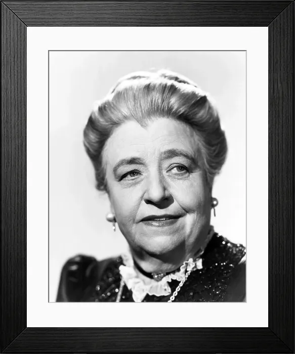 Framed Print : MY DARLINF CLEMENTINE, Jane Darwell, 1946, TM & Copyright 20th Century Fox Film Corp. / courtesy Everett Collection Framed Print : MY DARLINF CLEMENTINE, Jane Darwell, 1946, TM & Copyright 20th Century Fox Film Corp. / courtesy Everett Collection