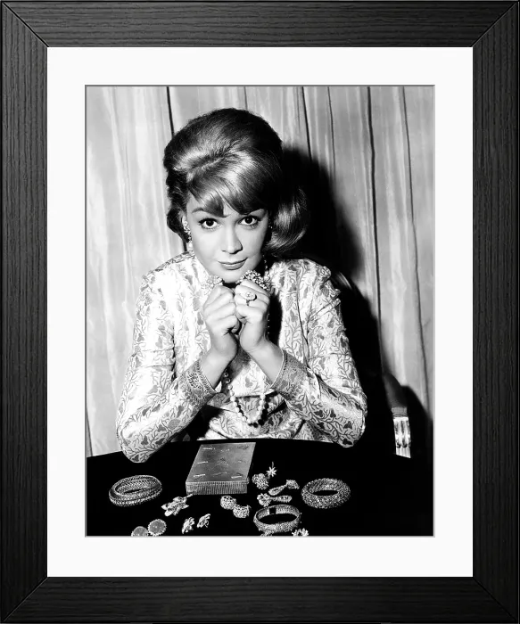 Framed Print : I'D RATHER BE RICH, Sandra Dee, with the Cartier jewels she wears in the film, 1964 Framed Print : I'D RATHER BE RICH, Sandra Dee, with the Cartier jewels she wears in the film, 1964