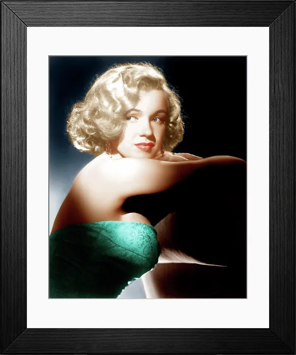 Framed Print : ALL ABOUT EVE, Marilyn Monroe, 1950. 20th Century Fox Film Corporation, TM & Copyright / courtesy Everett Collection Framed Print : ALL ABOUT EVE, Marilyn Monroe, 1950. 20th Century Fox Film Corporation, TM & Copyright / courtesy Everett Collection