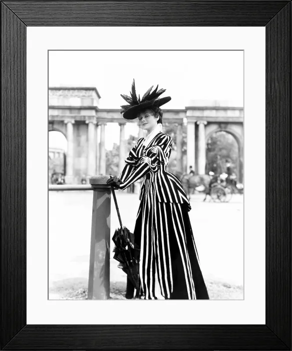 Framed Print : AN IDEAL HUSBAND, Paulette Goddard, in a gown by Cecil Beaton, 1947, TM & Copyright 20th Century Fox Film Corp. / courtesy Everett Collection