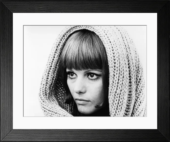 Framed Print : THE RED TENT, (aka KRASNAYA PALATKA), Claudia Cardinale, 1969