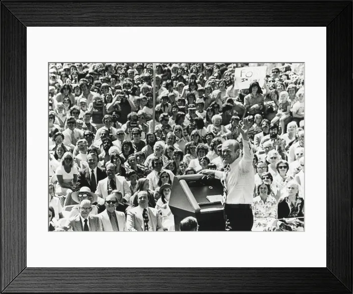 Framed Print : President Gerald Ford campaigns in Walnut Creek, California, May 26, 1976. Photo by David Hume Kennerly, then White House photographer. (BSLOC_2015_14_62)