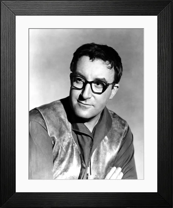 Framed Print : THE MOUSE THAT ROARED, Peter Sellers, 1959