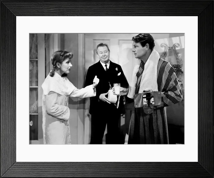 Framed Print : THE MORE THE MERRIER, Jean Arthur, Charles Coburn, Joel McCrea, 1943 Framed Print : THE MORE THE MERRIER, Jean Arthur, Charles Coburn, Joel McCrea, 1943