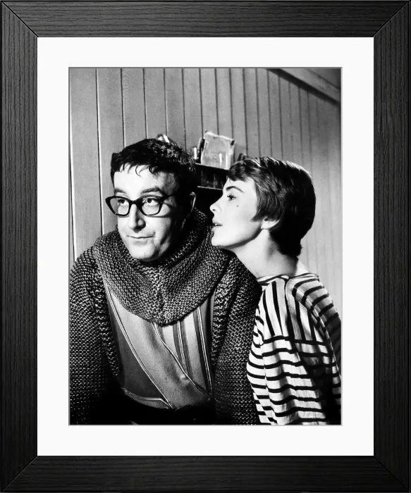 Framed Print : THE MOUSE THAT ROARED, Peter Sellers, Jean Seberg, 1959