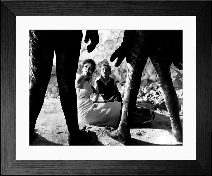 Framed Print : INVADERS FROM MARS, Helena Carter, Jimmy Hunt, 1953