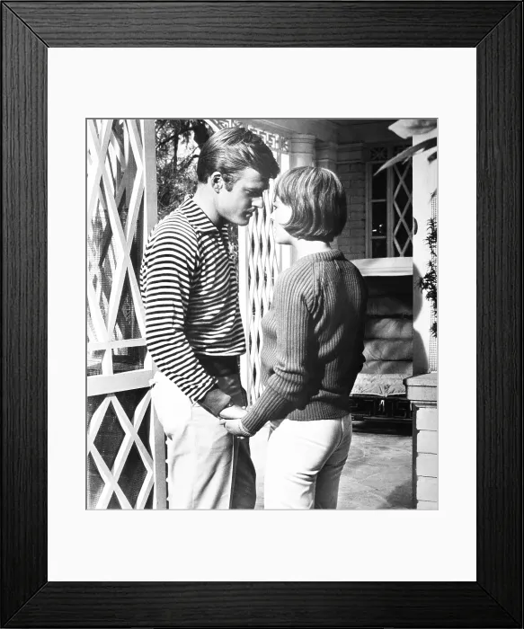 Framed Print : INSIDE DAISY CLOVER, from left: Robert Redford, Natalie Wood, 1965