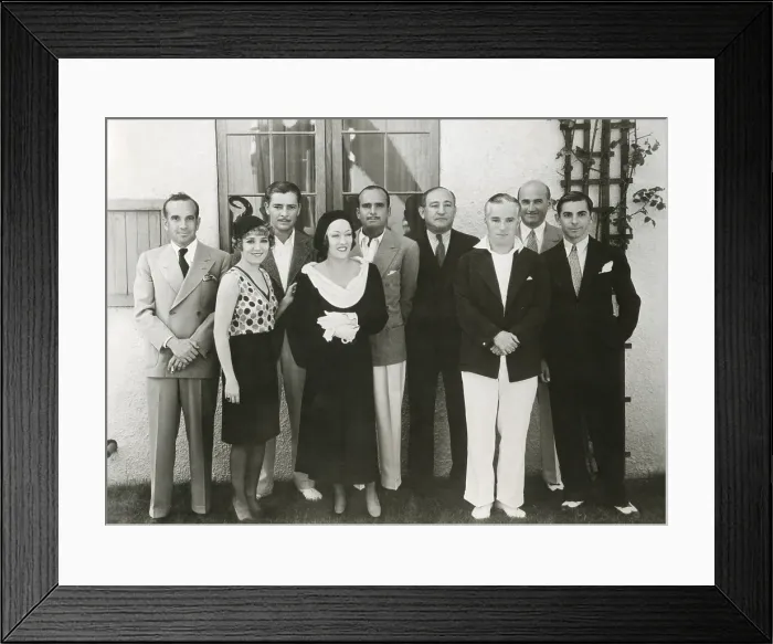 Framed Print : Movie stars and executives of United Artist Corporation. Ca. Nov. 10, 1930. L-R: Al Jolson, Mary Pickford, Ronald Colman, Gloria Swanson, Douglas Fairbanks, Joseph Schenok (Pres) Framed Print : Movie stars and executives of United Artist Corporation. Ca. Nov. 10, 1930. L-R: Al Jolson, Mary Pickford, Ronald Colman, Gloria Swanson, Douglas Fairbanks, Joseph Schenok (Pres)