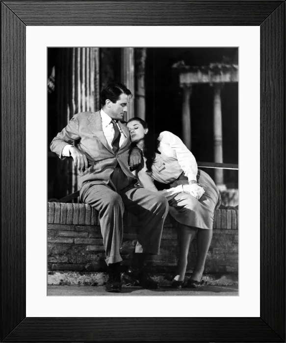 Framed Print : ROMAN HOLIDAY, Gregory Peck, Audrey Hepburn, 1953