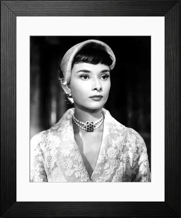 Framed Print : ROMAN HOLIDAY, Audrey Hepburn, 1953 Framed Print : ROMAN HOLIDAY, Audrey Hepburn, 1953