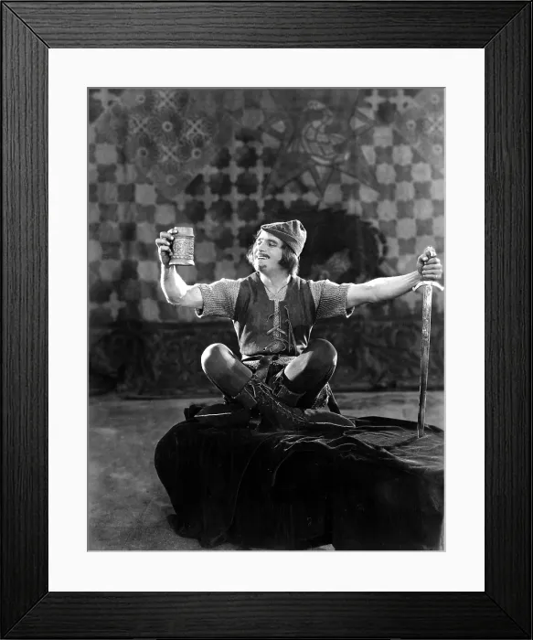 Framed Print : ROBIN HOOD, Douglas Fairbanks, Sr. 1922