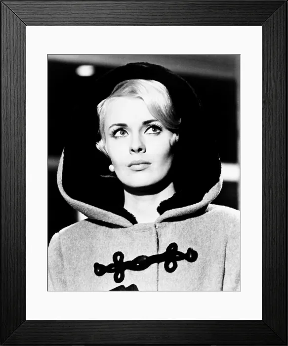 Framed Print : MOMENT TO MOMENT, Jean Seberg, 1965 Framed Print : MOMENT TO MOMENT, Jean Seberg, 1965