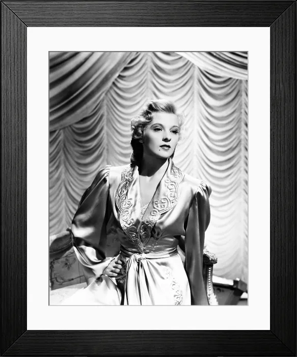 Framed Print : INTERNATIONAL LADY, Ilona Massey, 1942