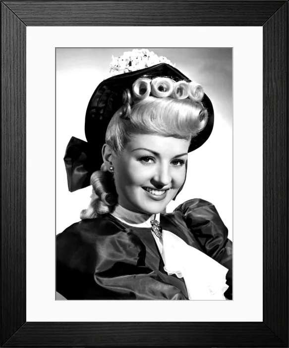 Framed Print : MOTHER WORE TIGHTS, Betty Grable, 1947, TM & Copyright 20th Century Fox Film Corp. / courtesy Everett Collection