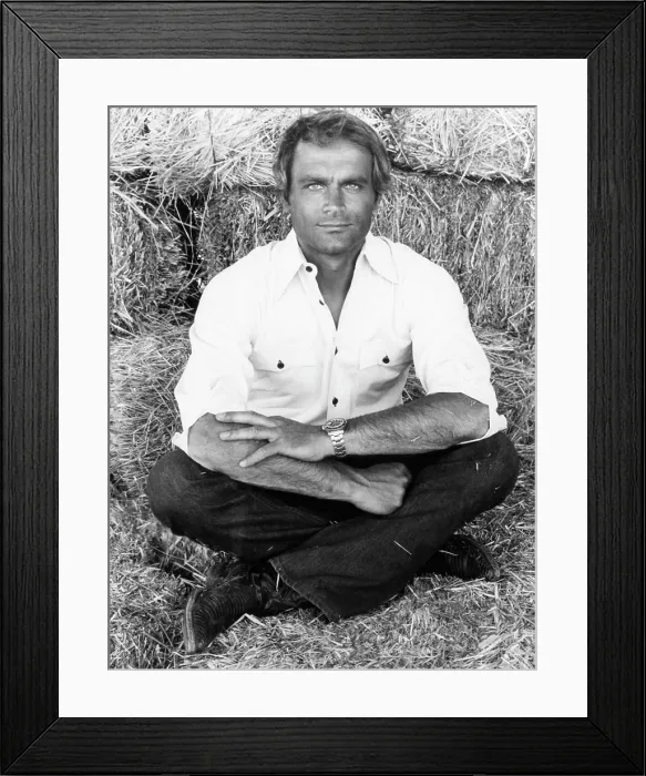 Framed Print : MR. BILLION, Terence Hill, 1977, 20th Century Fox  /  Courtesy: Everett Collection