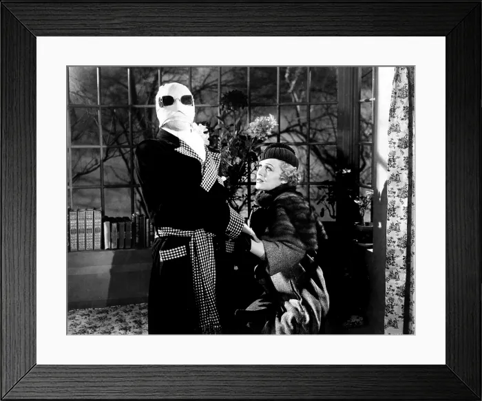 Framed Print : THE INVISIBLE MAN, Claude Rains, Gloria Stuart, 1933
