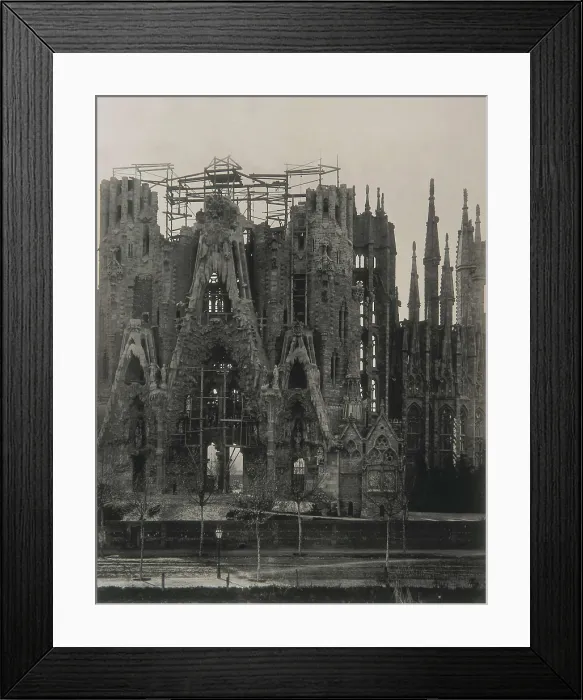 Framed Print : GAUDI i CORNET, Antoni (1852-1926). Sagrada Familia (Expiatory Temple of the Holy Family). 1884-1926. SPAIN. Barcelona. Expiatory Church of the Holy Family