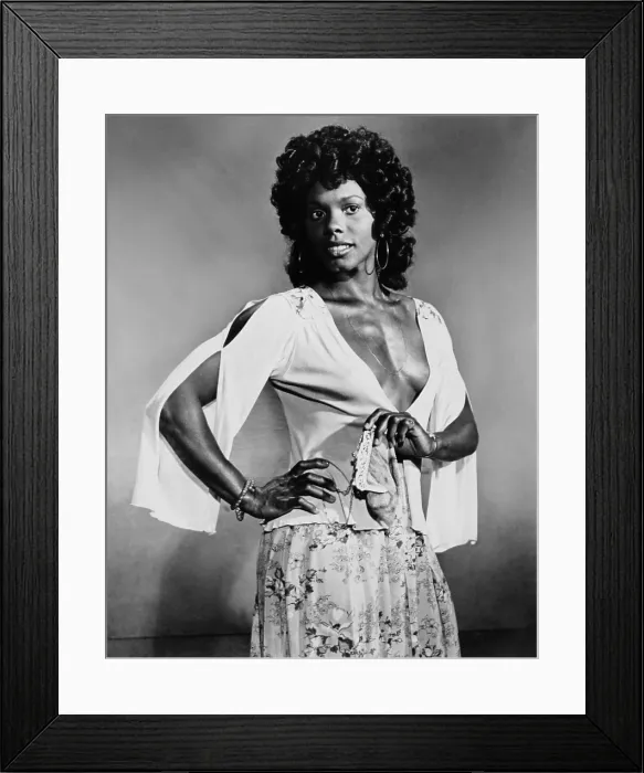 Framed Print : SAVAGE SISTERS, Gloria Hendry, 1974 Framed Print : SAVAGE SISTERS, Gloria Hendry, 1974
