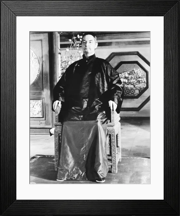 Framed Print : THE INN OF THE SIXTH HAPPINESS, Robert Donat, 1958, TM & Copyright 20th Century Fox Film Corp. / courtesy Everett Collection