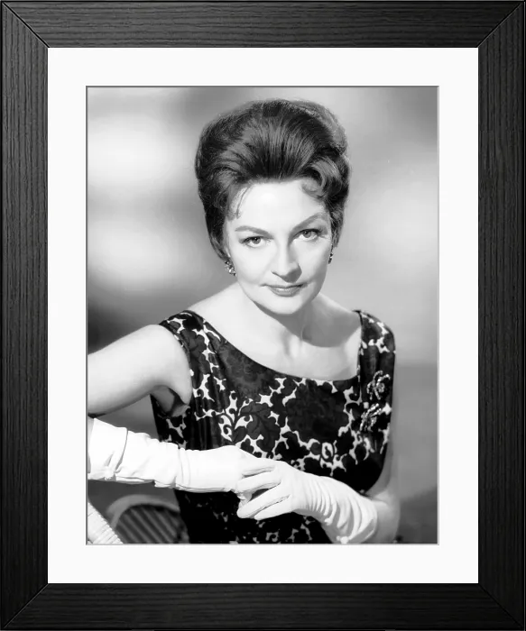 Framed Print : THE ROMAN SPRING OF MRS. STONE, Coral Browne, 1961