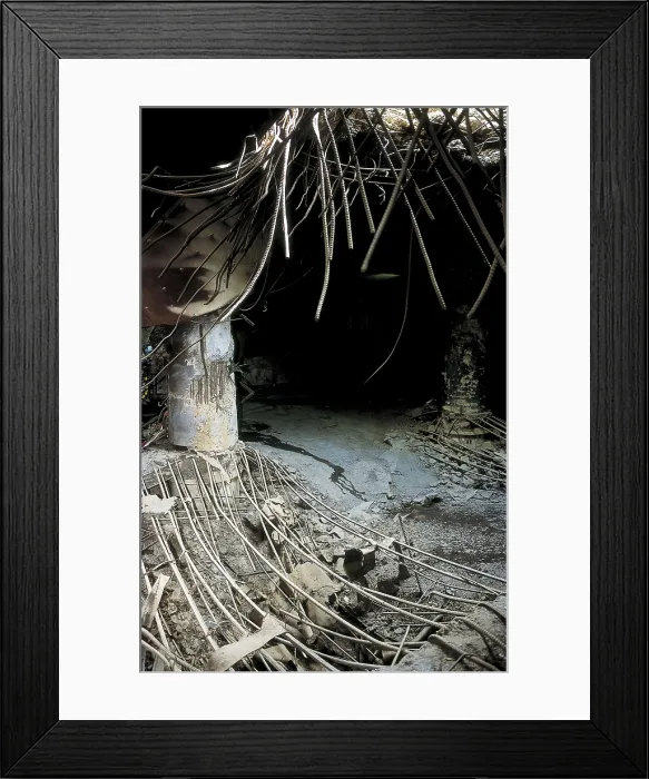 Framed Print : IRAQ. Bagdad. Bunker n. 25, used during the Gulf War. AISA / Everett Collection**US SALES ONLY** Framed Print : IRAQ. Bagdad. Bunker n. 25, used during the Gulf War. AISA / Everett Collection**US SALES ONLY**