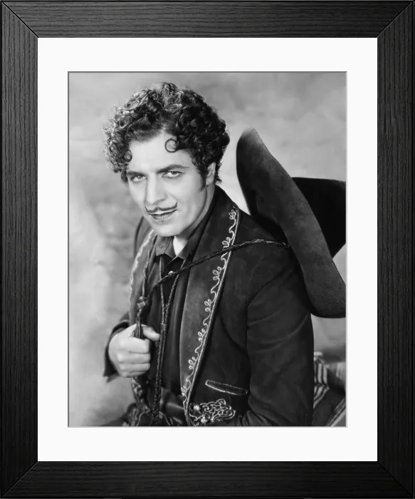 Framed Print : IN OLD ARIZONA, Warner Baxter, 1928, TM & Copyright 20th Century Fox Film Corp. / courtesy Everett Collection