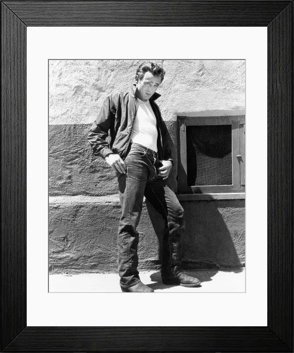 Framed Print : REBEL WITHOUT A CAUSE, James Dean, 1955 Framed Print : REBEL WITHOUT A CAUSE, James Dean, 1955