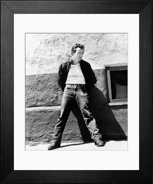 Framed Print : REBEL WITHOUT A CAUSE, James Dean, 1955 Framed Print : REBEL WITHOUT A CAUSE, James Dean, 1955