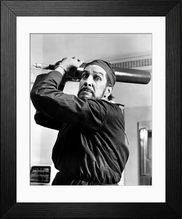 Framed Print : SCREAM AND SCREAM AGAIN, Vincent Price, 1970 Framed Print : SCREAM AND SCREAM AGAIN, Vincent Price, 1970