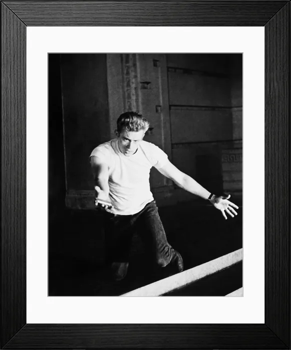 Framed Print : REBEL WITHOUT A CAUSE, James Dean, 1955